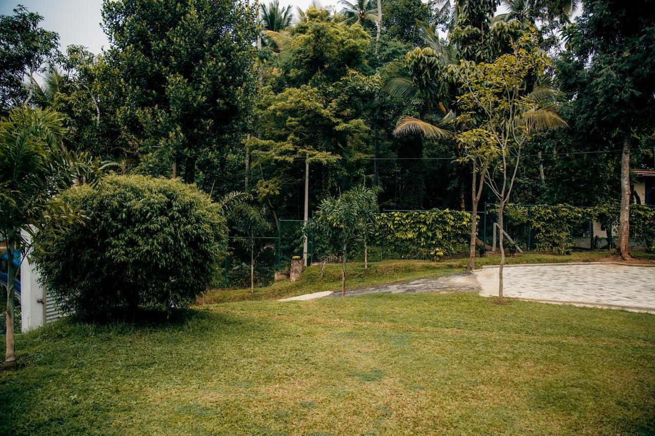 Thomasz Lodge 康提 外观 照片